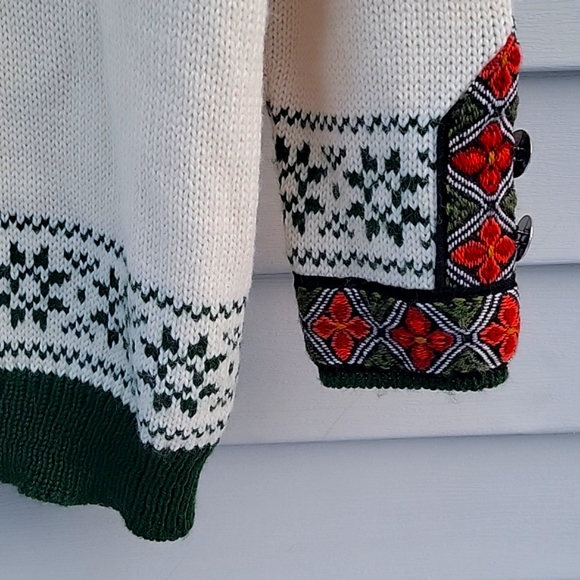 DALE OF NORWAY WOMEN'S SWEATER SIZE M 42 - Picture 17 of 17